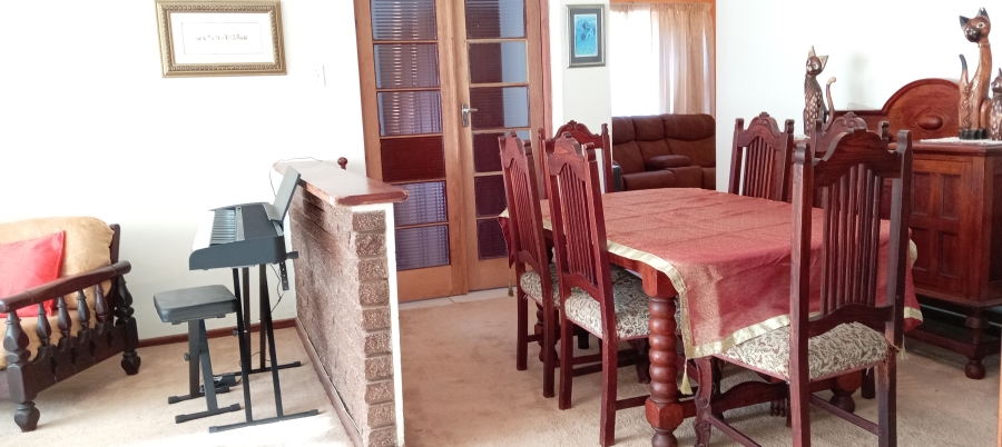 4 Bedroom Property for Sale in Strelitzia Park Eastern Cape